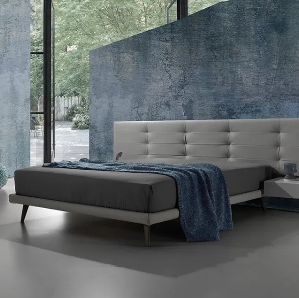 Letto in pelle con testiera trapuntata Twist Tess 290 di Excò